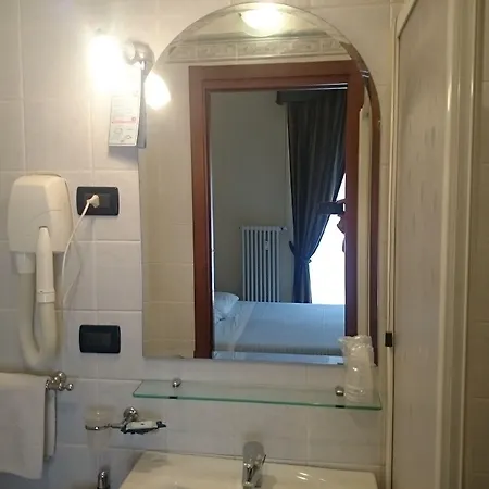 Pescetto 阿尔本加