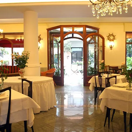 Pescetto 酒店
