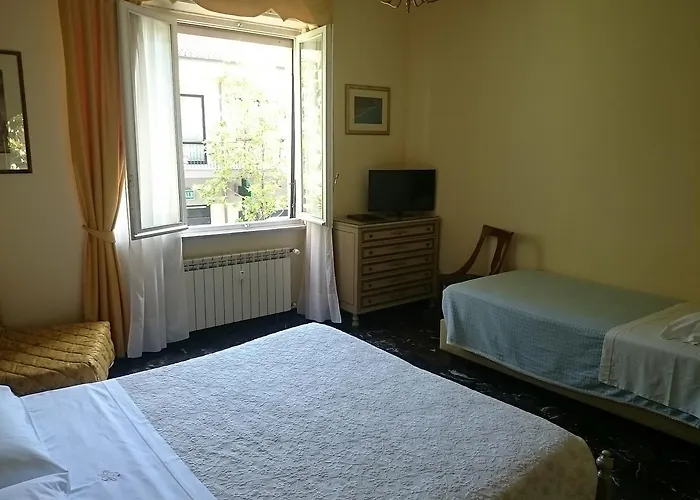 Pescetto Hotel 2*