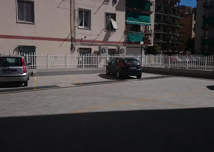 Pescetto מלון אלבניה